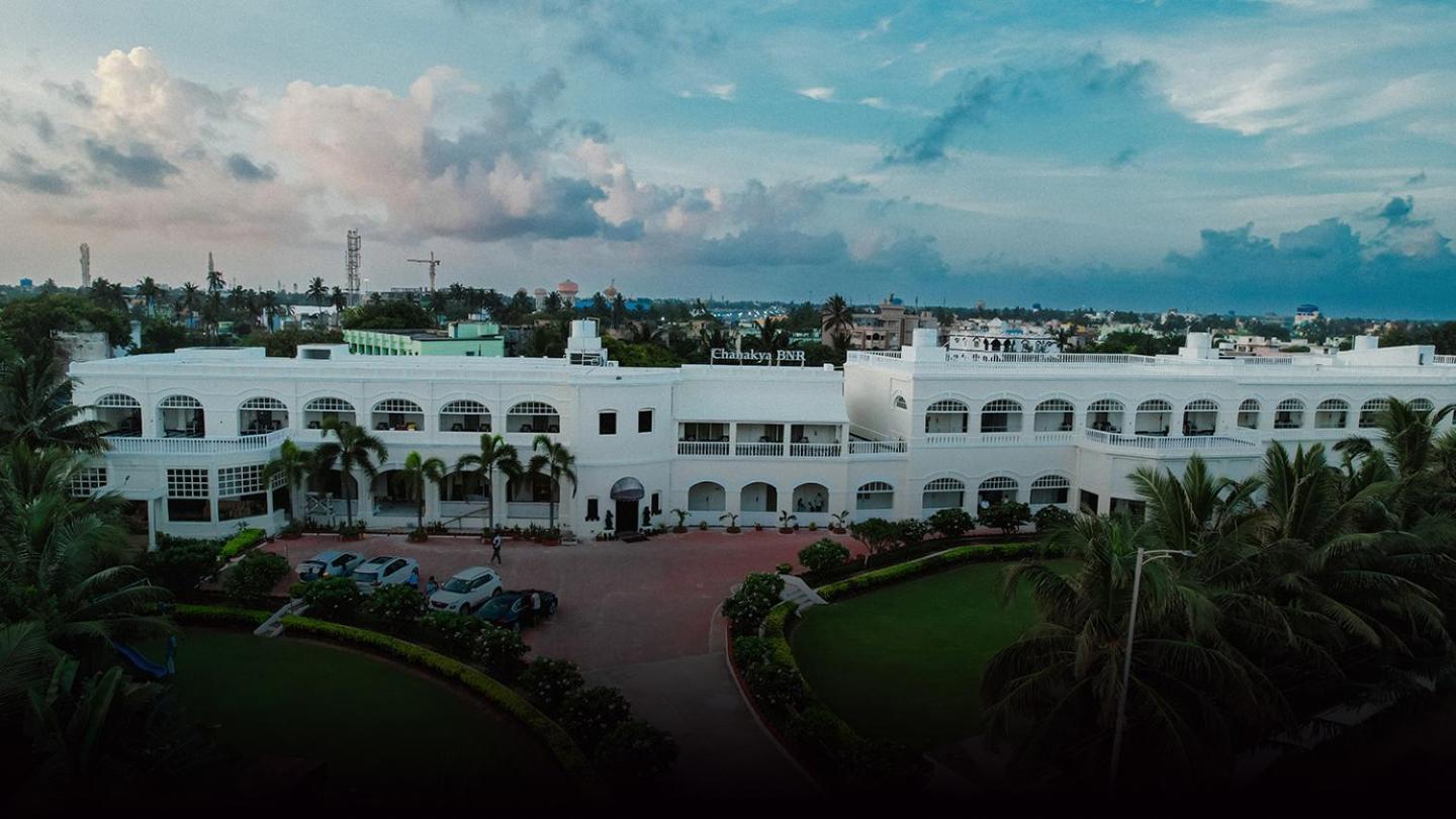 Chanakya Bnr Hotel Пури Екстериор снимка