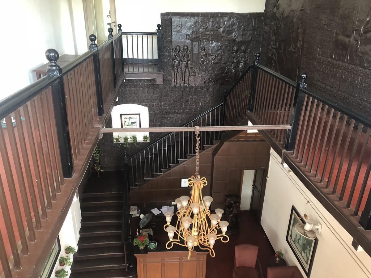 Chanakya Bnr Hotel Пури Екстериор снимка